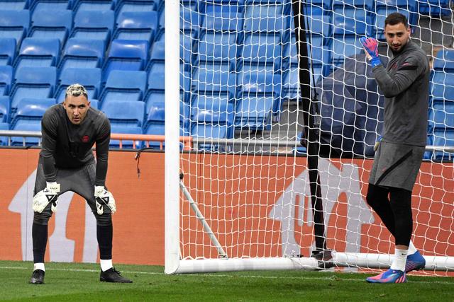 冯莱重返上海男篮 与费雷尔成新赛季外援搭档